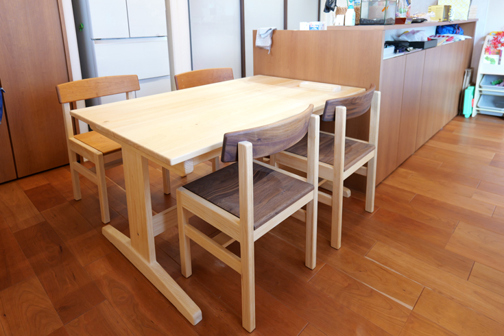ヒノキベンチテーブル4人掛けお客様使用例
